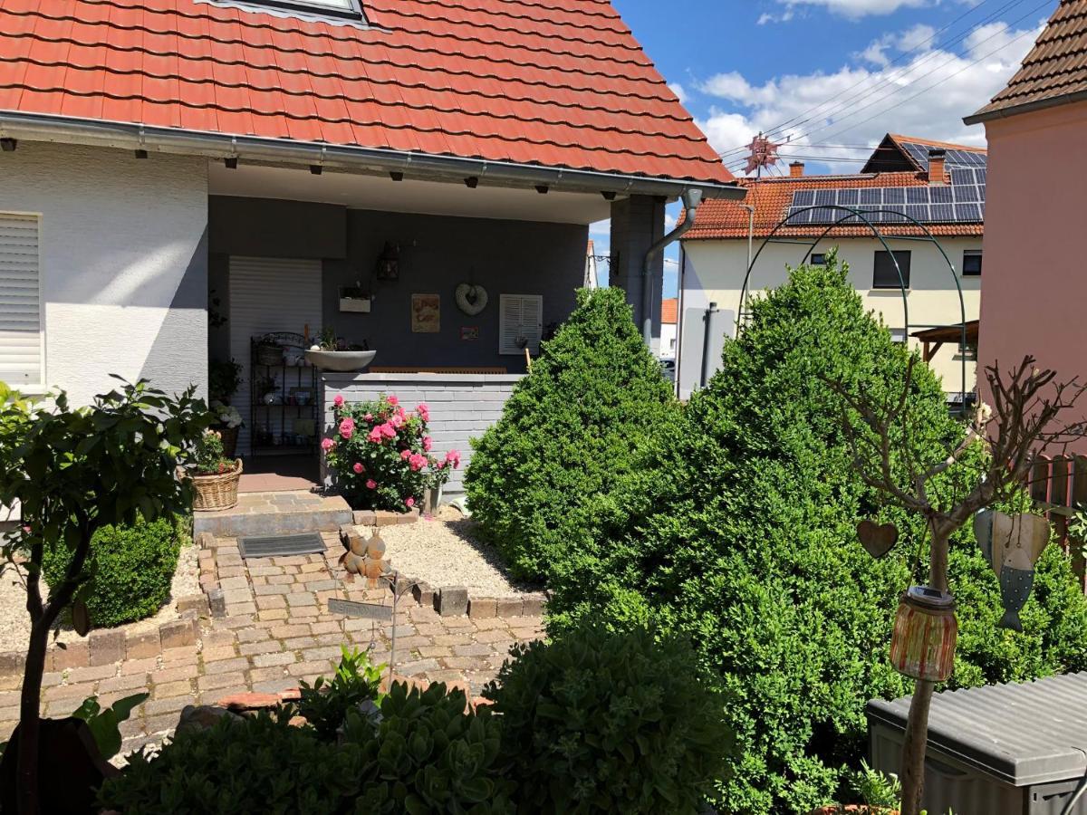 Ferien- Und Monteurswohnung Heilbrunnen Woerth am Rhein Extérieur photo